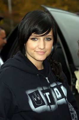 Ashlee Simpson-Wentz - poza 299