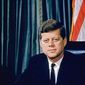 John F. Kennedy - poza 3