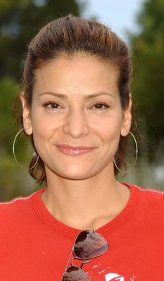 Constance Marie - poza 109