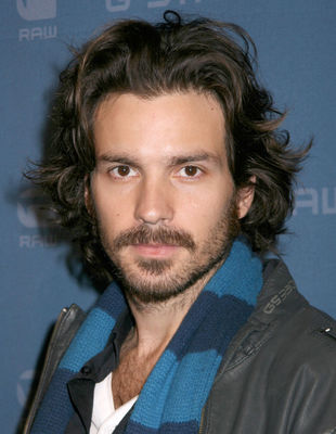 Santiago Cabrera - poza 10