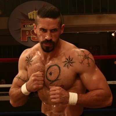 Scott Adkins - poza 2