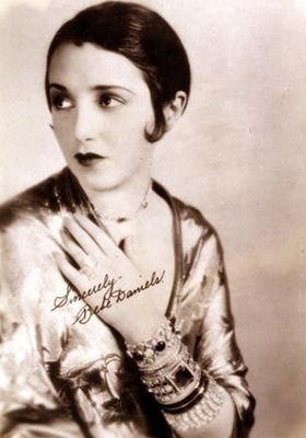 Bebe Daniels - poza 1