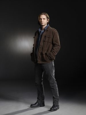 Aaron Stanford - poza 2