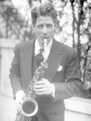 Rudy Vallee - poza 11