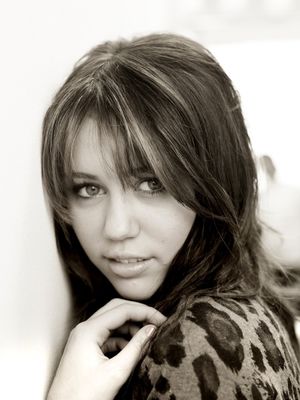 Miley Cyrus - poza 305