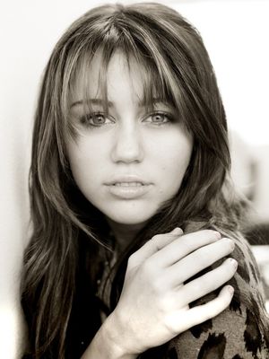 Miley Cyrus - poza 624