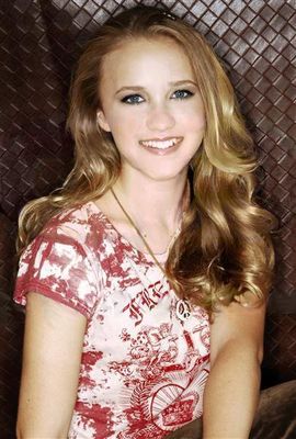 Emily Osment - poza 106