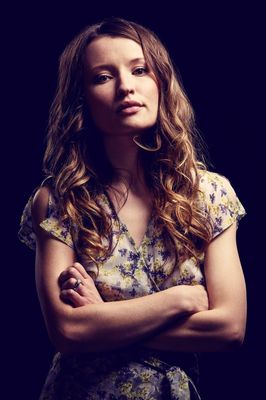 Emily Browning - poza 1