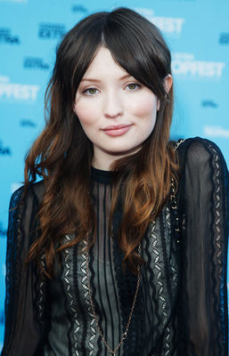 Emily Browning - poza 10
