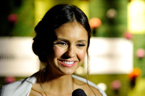 Nina Dobrev - poza 213