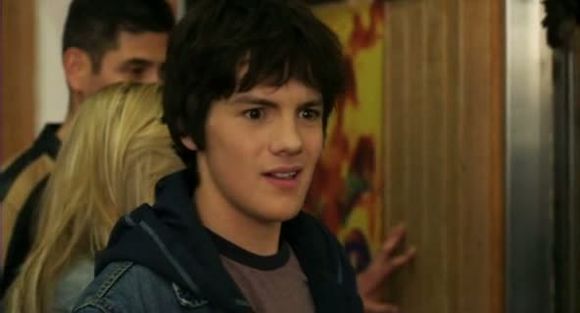 Matthew Knight - poza 3