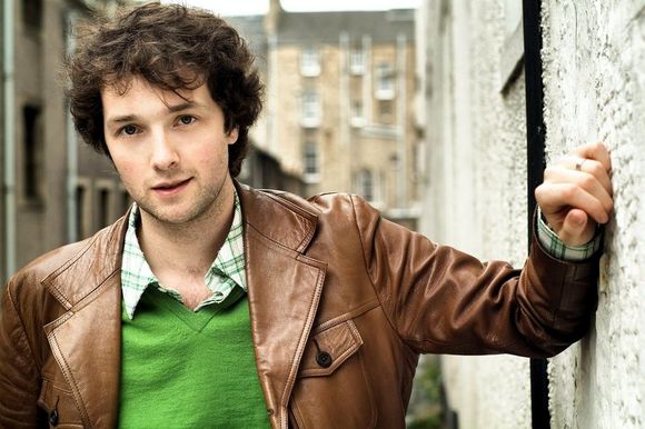 Chris Addison - poza 10