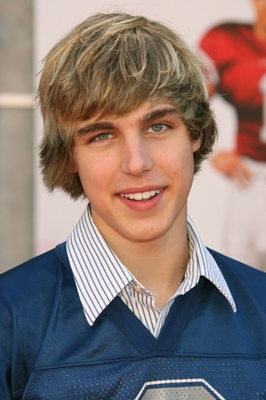 Cody Linley - poza 27