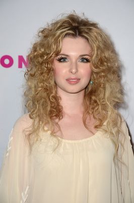 Kirsten Prout - poza 4