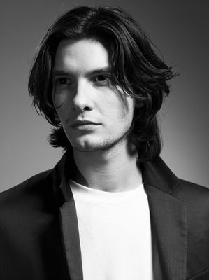 Ben Barnes - poza 51