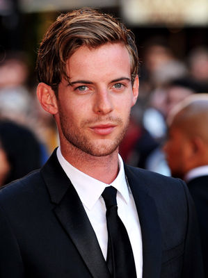 Luke Treadaway - poza 35