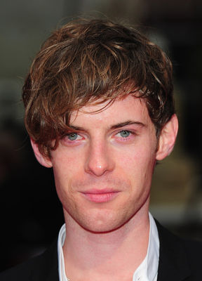 Luke Treadaway - poza 5