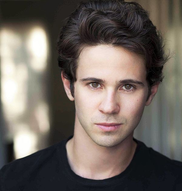 Connor Paolo Actor CineMagia.ro