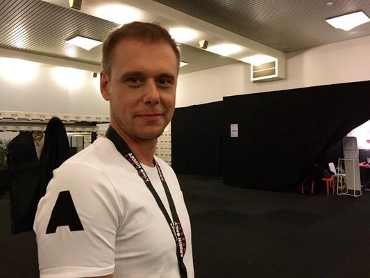 Armin van Buuren - poza 3