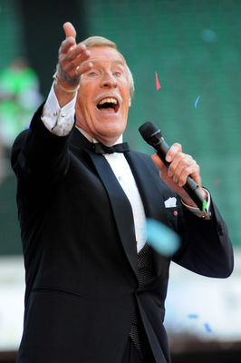 Bruce Forsyth - poza 26