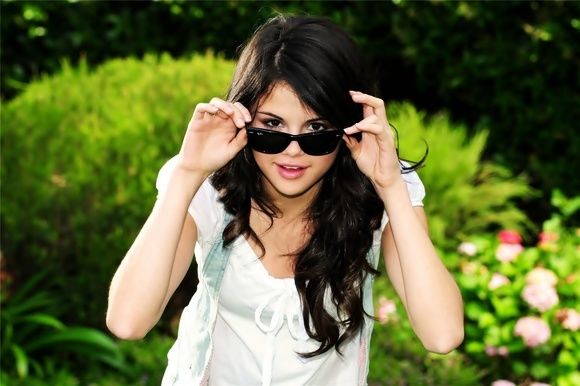 Selena Gomez - poza 357