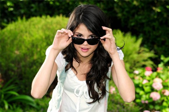 Selena Gomez - poza 406