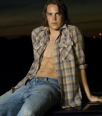 Taylor Kitsch - poza 11