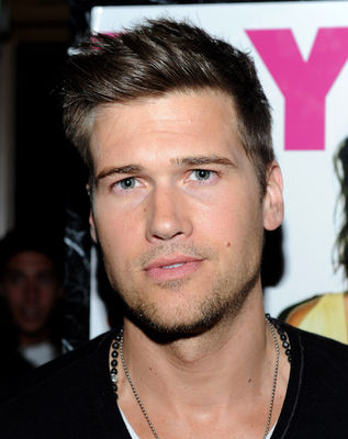 Nick Zano - poza 13