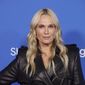 Molly Sims - poza 2