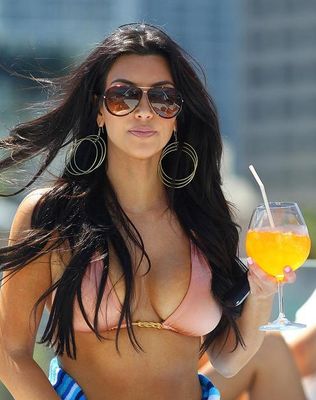 Kim Kardashian - poza 150