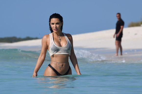 Kim Kardashian - poza 18