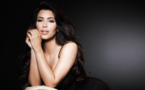 Kim Kardashian - poza 36