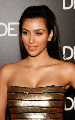Kim Kardashian - poza 281