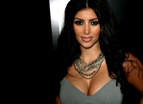 Kim Kardashian - poza 219