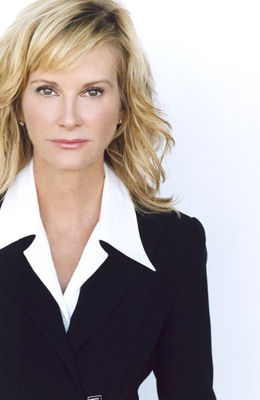 Rebecca Staab - poza 9