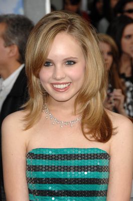 Meaghan Martin - poza 146