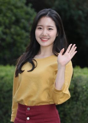 Ji-hee Jin - poza 16