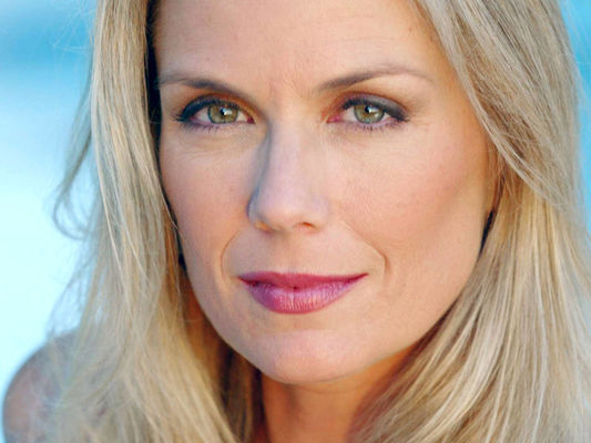 Katherine Kelly Lang - poza 13