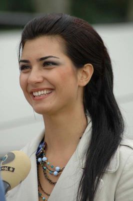 Tuba Büyüküstün - poza 69