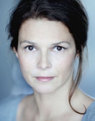 Delphine Forest - poza 1