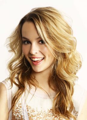 Bridgit Mendler - poza 28