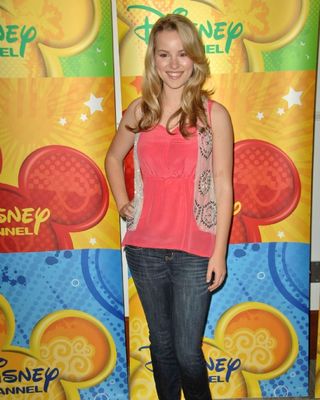 Bridgit Mendler - poza 127