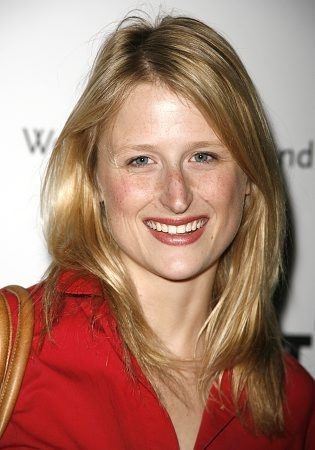 Mamie Gummer body