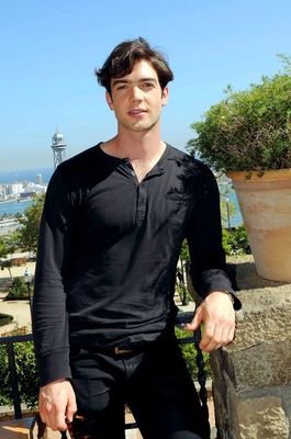 Ethan Peck - poza 20