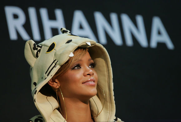 Rihanna - poza 105