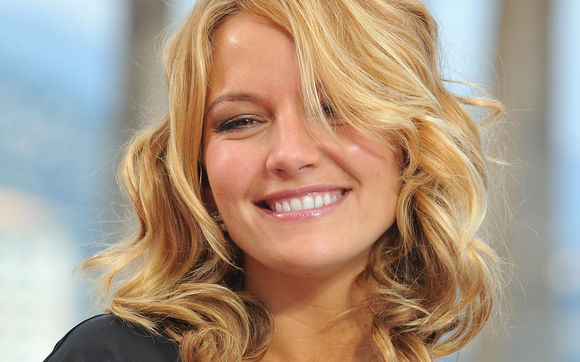 Becki Newton - poza 18