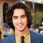 Avan Jogia - poza 7