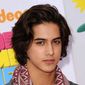 Avan Jogia - poza 23