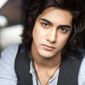 Avan Jogia - poza 11