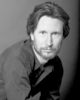 Jonathan Aris